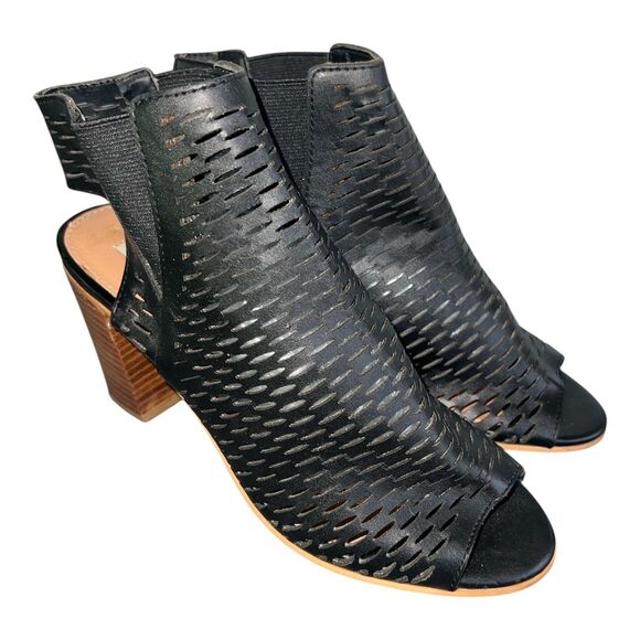 STEVEN MADDEN Nancii Black Perforated Leather Open Toe High Heel Ankle Boots 7.5 - Picture 1 of 11